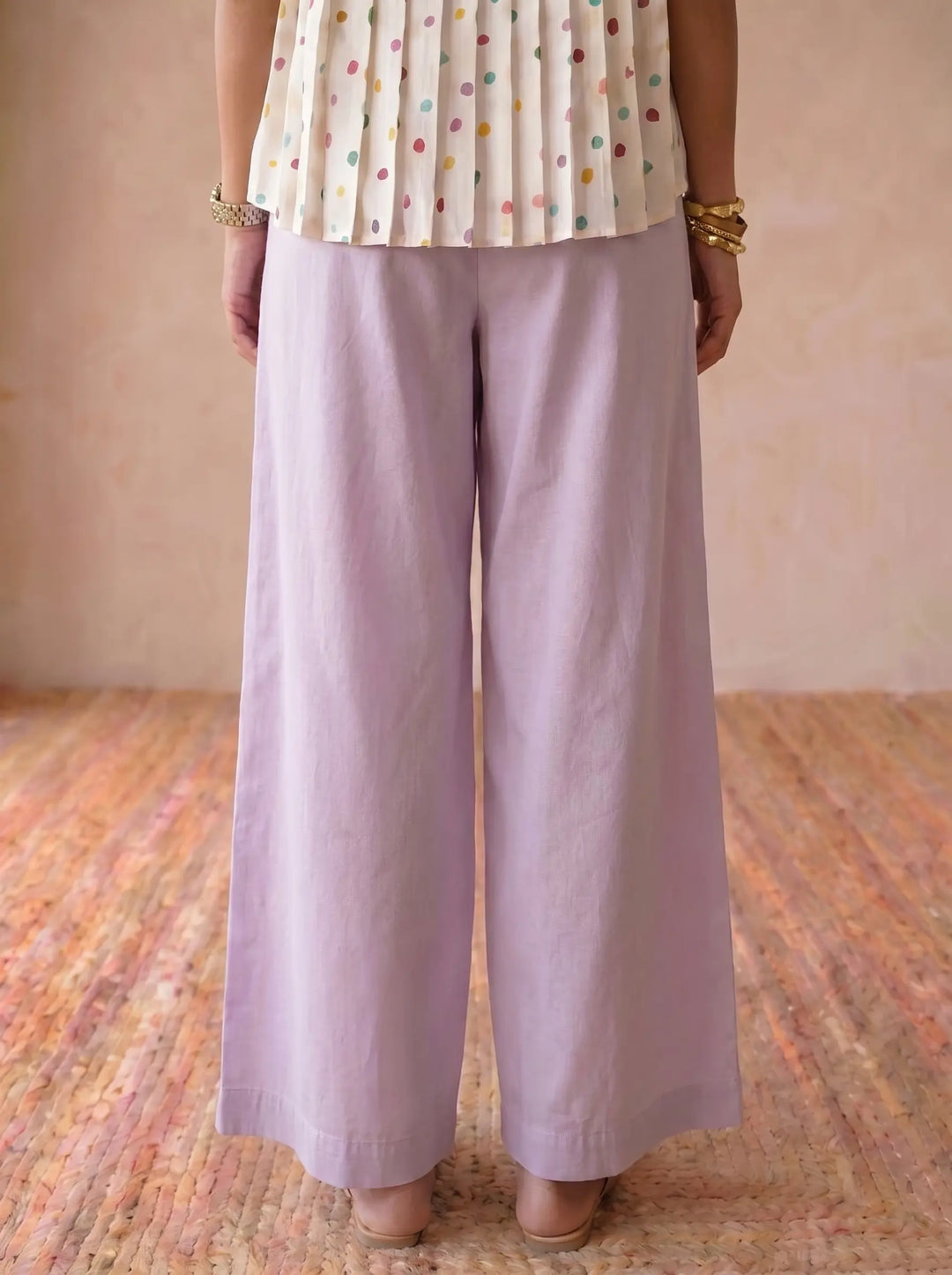 PANT IN LAVENDER