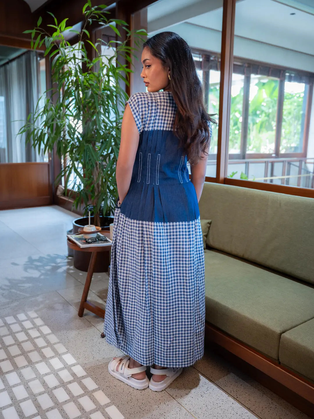DRESS IN COTTON LINEN BLUE/WHITE CHECK WITH DENIM