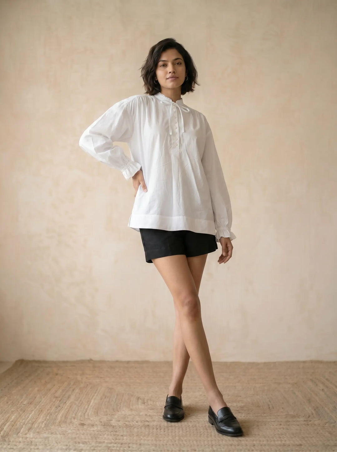 White full sleeve shirt