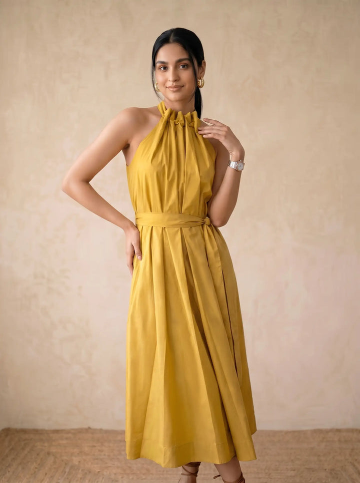 Knot tie-up dress
