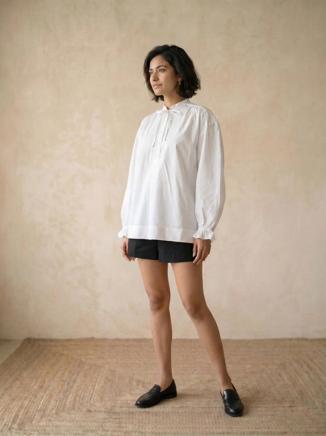 White full sleeve shirt