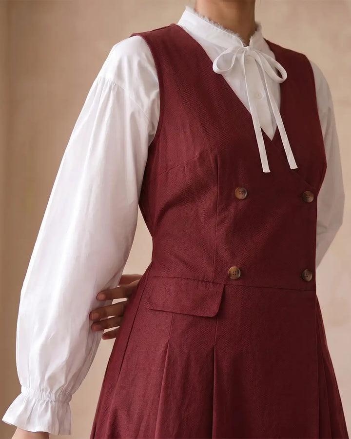 Maroon Pinafore