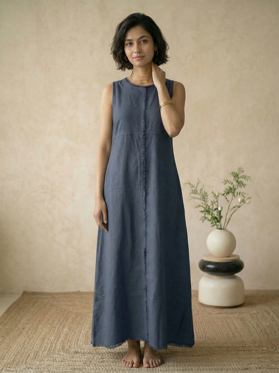 LONG MAXI DRESS WITH BACK TIE-UP /  Blue