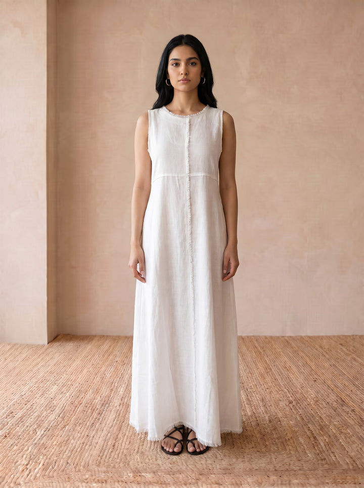 LONG MAXI DRESS WITH BACK TIE-UP /  White