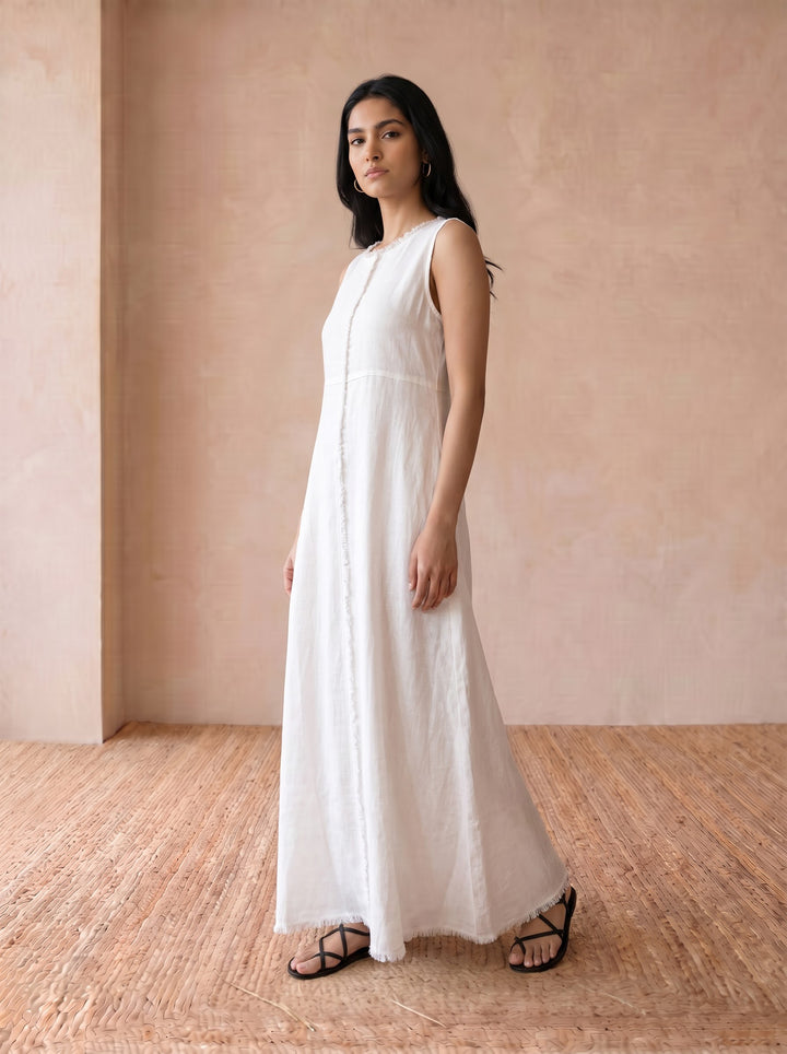 LONG MAXI DRESS WITH BACK TIE-UP /  White